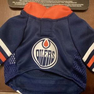 NWT  NHL Oilers Blue and Orange Pet Apparel XS